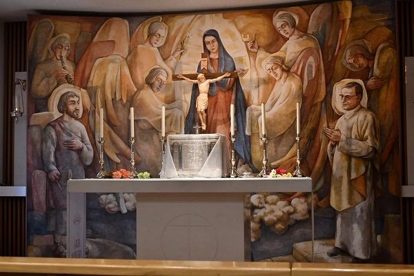 Kaplica w poznańskim Ośrodku Akademickim Sołek Fot. Piotr Ewertowski