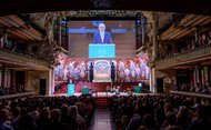 El rector de UIC Barcelona, Dr. Alfonso Méndiz, va clausurar l’acte amb unes emotives paraules