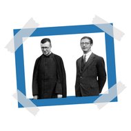 Un sacerdote joven y un hombre joven vestido de traje.