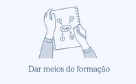 Uma pessoa desenha um esquema num caderno