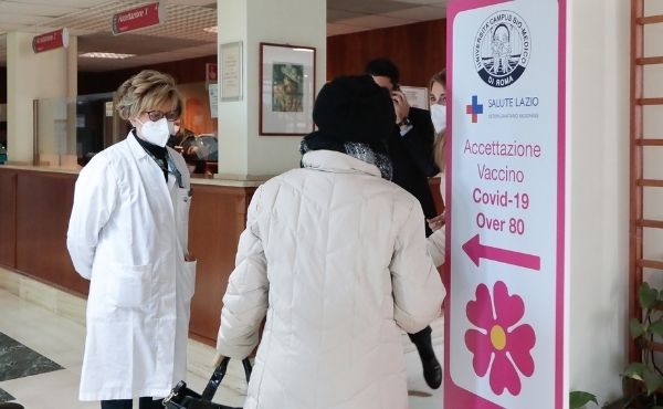 vaccinazioni pazienti over 80 Policlinico UCBM