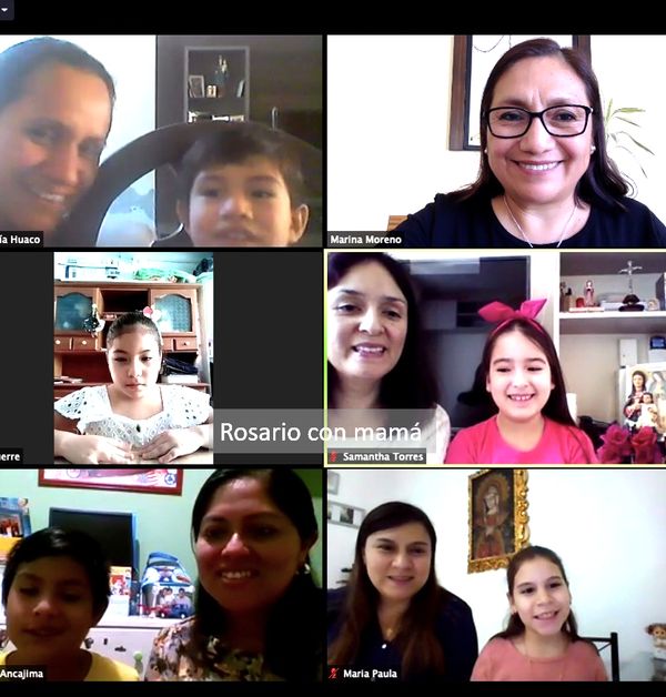 Rosario con mamás
