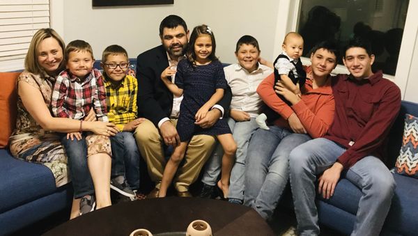 La familia de Carlos y Catalina al completo.