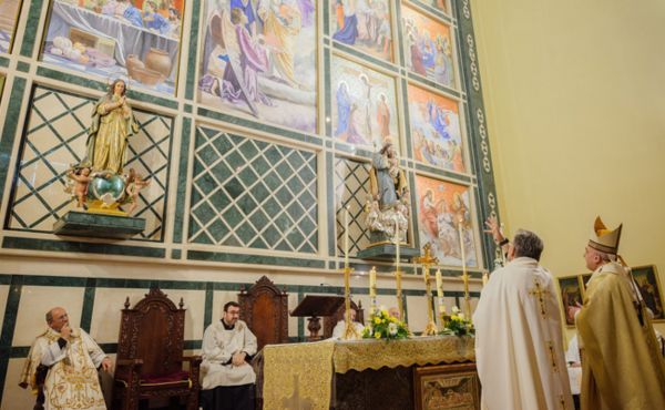 El retablo de la parroquia de sant Josep de Gandía. Saforguia.com.