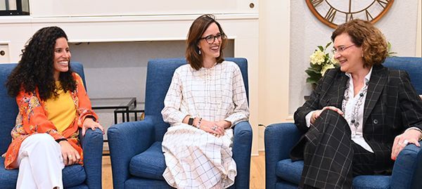 Fernanda Lopes, María Díaz i Mª Júlia Prats, nova Secretària central de l'Assessoria.