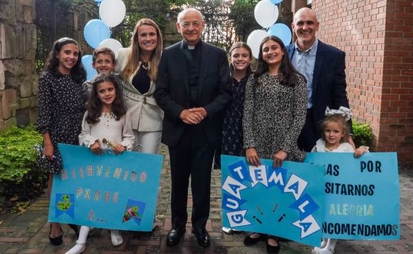 La família de Rodrigo i Tita van donar la benvinguda al Pare