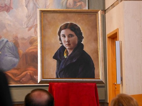 Página de los fieles del Opus Dei que están en proceso de canonización. El reconocimiento de la santidad es un proceso de investigación exhaustiva de su vida.