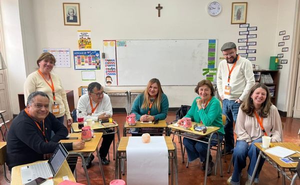 Padre Raúl Rivera, Catherine Jurgenne de Antofagasta, Obispo Jorge Vega, Fernanda Lara de la Vicaría de la Infancia de Concepción, Livia Paz de Salamanca, Marcelo Neira de la Vicaría de la Educación y Magdalena Santa Cruz.