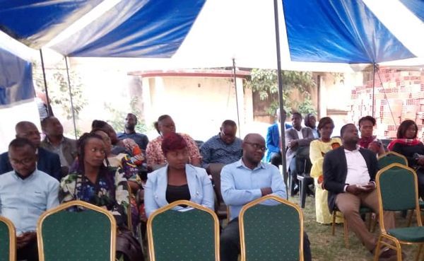 Pendant la projection du film à Lubumbashi