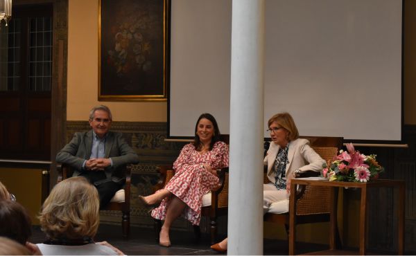 La presentación de 'Las 1000 primeras' en Granada.