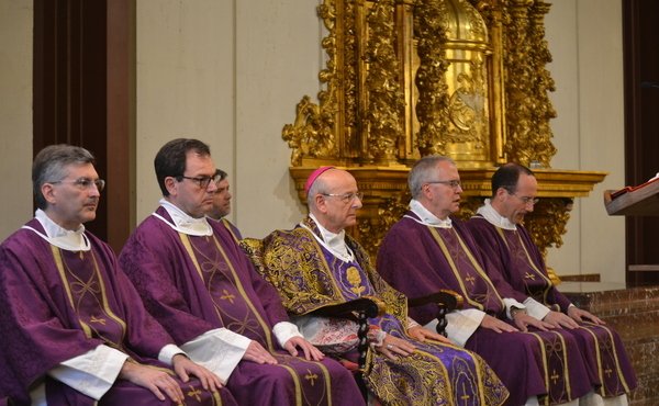 El prelado del Opus Dei ha estado en Barcelona con motivo del fallecimiento de su hermano José