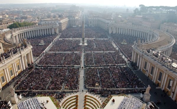 Historia del proceso de canonización de san Josemaría | Podcast de Fragmentos de historia