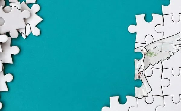 Inteligencia artificial y paz. Mensaje para la 57.º Jornada Mundial de la Paz, que se celebrará el 1 de enero de 2024.