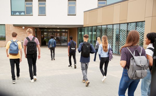 Imagen que ilustra un artículo sobre Iniciativas educativas y sociales que reciben asistencia de la Prelatura del Opus Dei