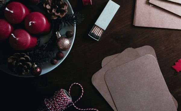 ¿Cuál es el origen histórico de las tradiciones navideñas?