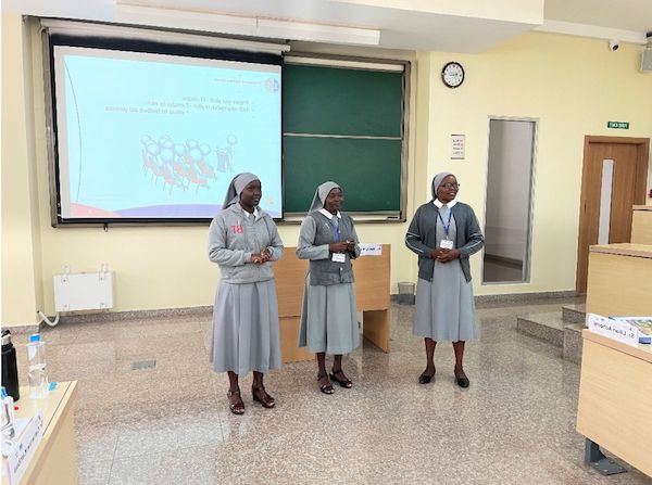 Sisters during a pitching session - Social Enterprise Programme, Growth - Kenya