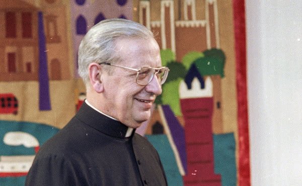 15 de septiembre de 1975: el beato Álvaro sucede a san Josemaría