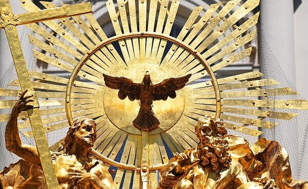 Textos de san Josemaría sobre la Santísima Trinidad