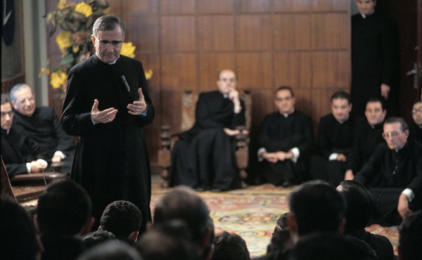 Historia de la Sociedad Sacerdotal de la Santa Cruz