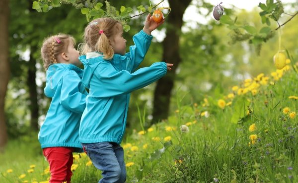 Children playing (Juliane Liebermann on Unsplash)